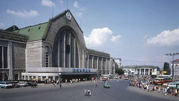 В Киеве эвакуируют железнодорожный вокзал